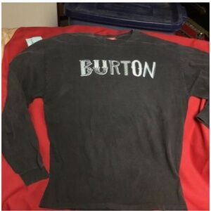 BURTON long sleeve tshirt